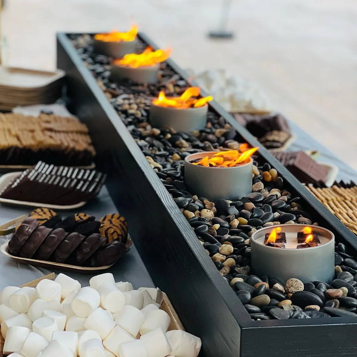 How to Make a S’mores Buffet Bar for Dessert Tables and Events