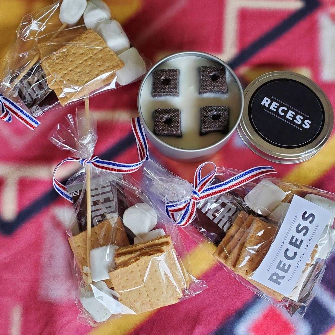 Tabletop Fire Pits & S’Mores Kits WOW Guests at Restaurant & Bar in Chicago